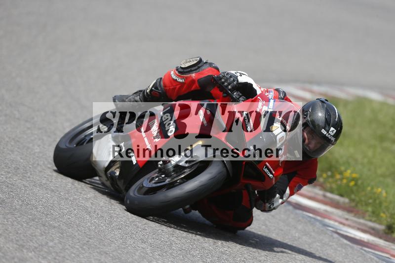 /27 12.06.2025 Ducati Schweiz Trackday Warmup  ADR/gelb-jeaune/10